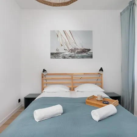Apartment Marina Corner By Renters *