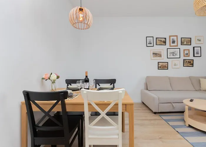 Marina Corner By Renters شقة غدينيا