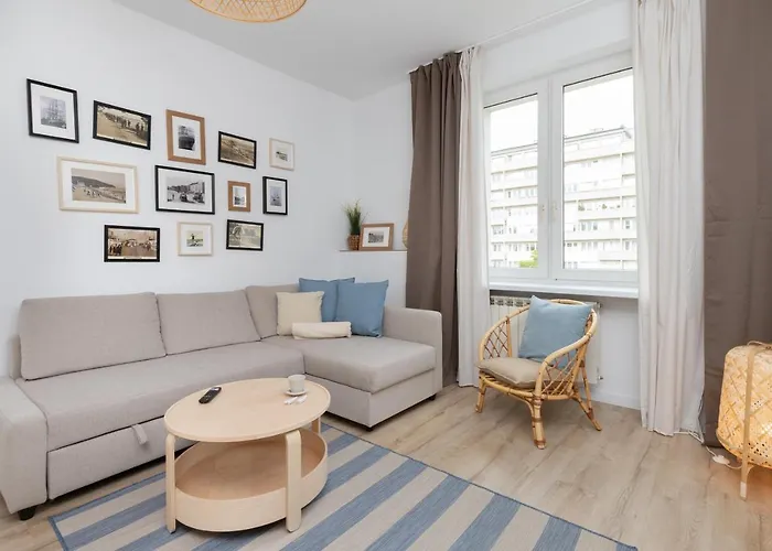 Marina Corner By Renters شقة