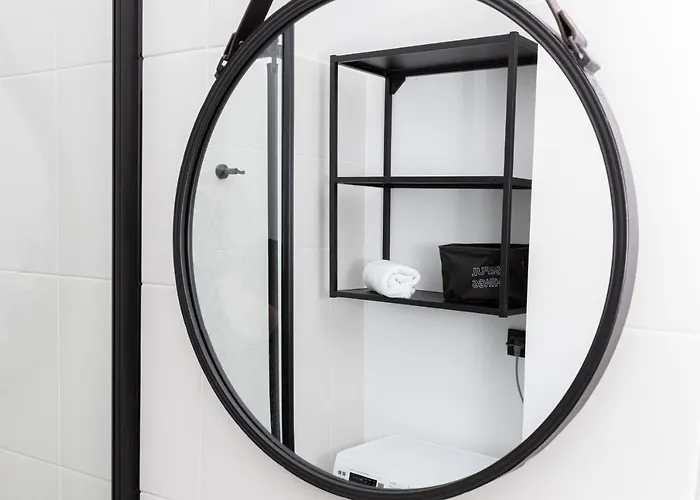 Marina Corner By Renters غدينيا